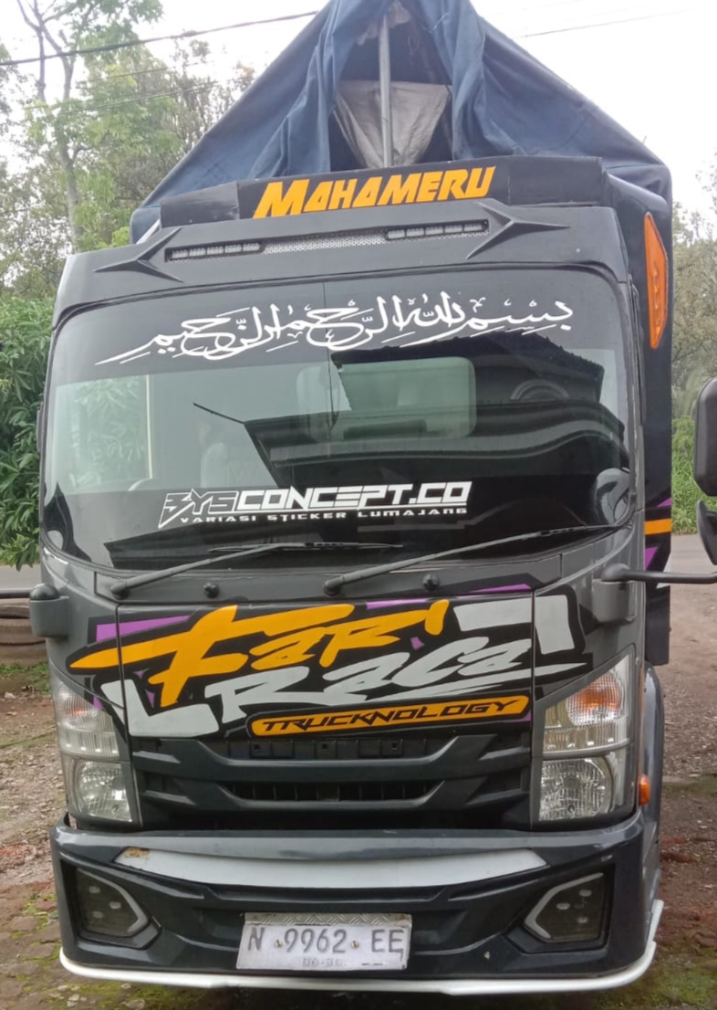 Anggota Krimsus Subdit 4 Polda Bali di Duga Mengamankan Truck Bermuatan Kambing Nopol N 9962 EE di Gilimanuk.